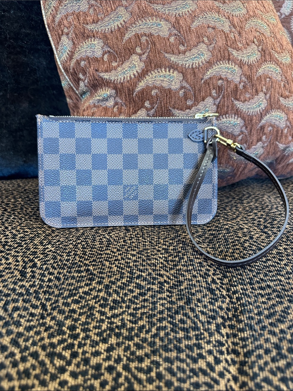 Louis Vuitton Authentic Damier Ebene Neverfull PM Pouch Wristlet with COA.